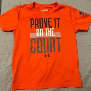 Under Amour T-Shirt Size 5